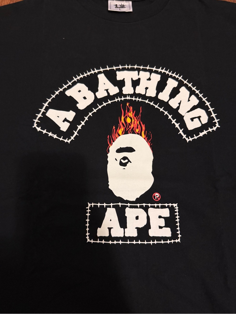 Bape Travis Scott 10th Anniversary New York T-Shirt - Picture 2 of 6
